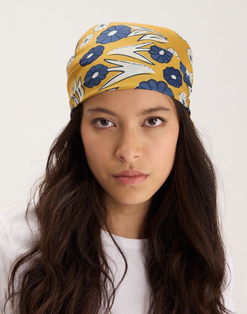 Foulard Lewis en soie 195 €