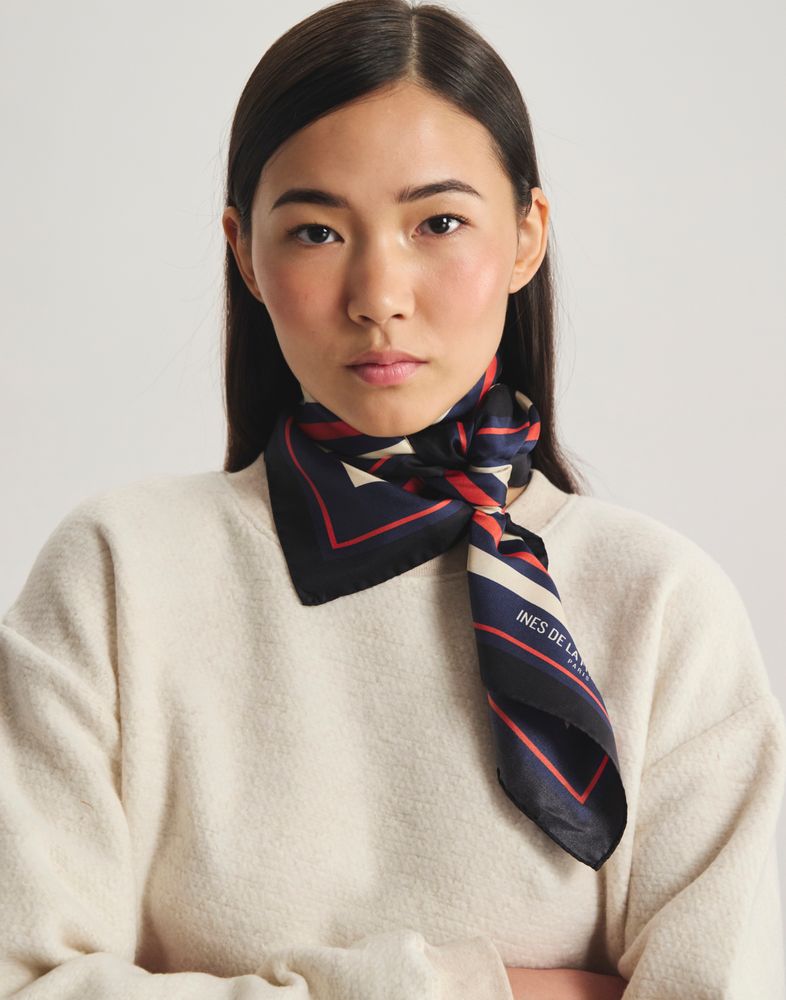 Foulard Lewis en soie 110 €