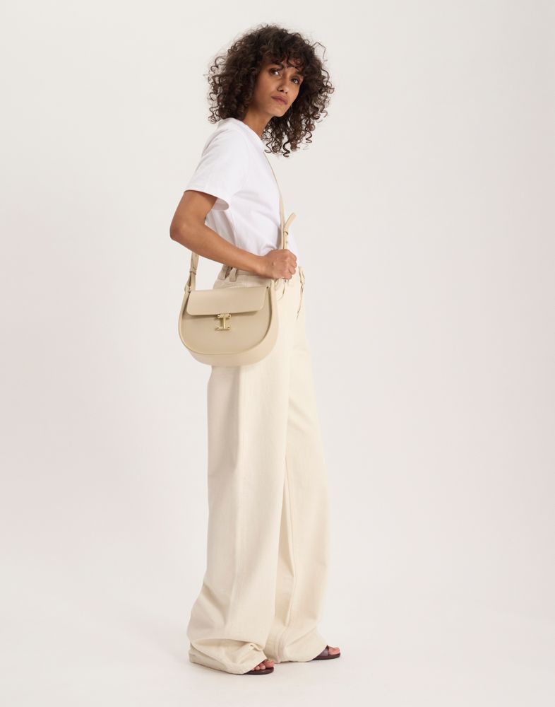 Sac Senda en cuir de veau 480$