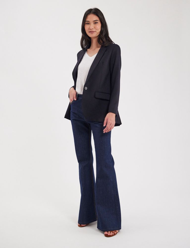 Veste Bruna bleue fonce en laine 450$