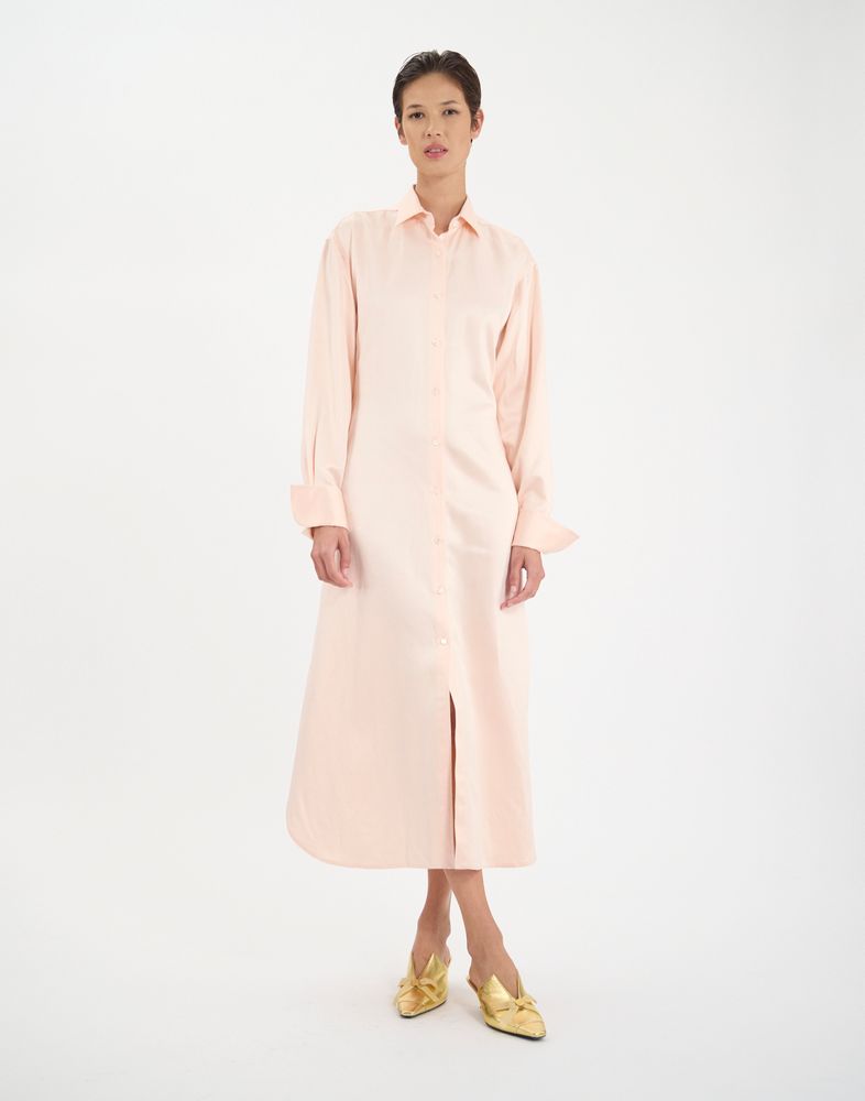 Robe Douglas rose 370 €