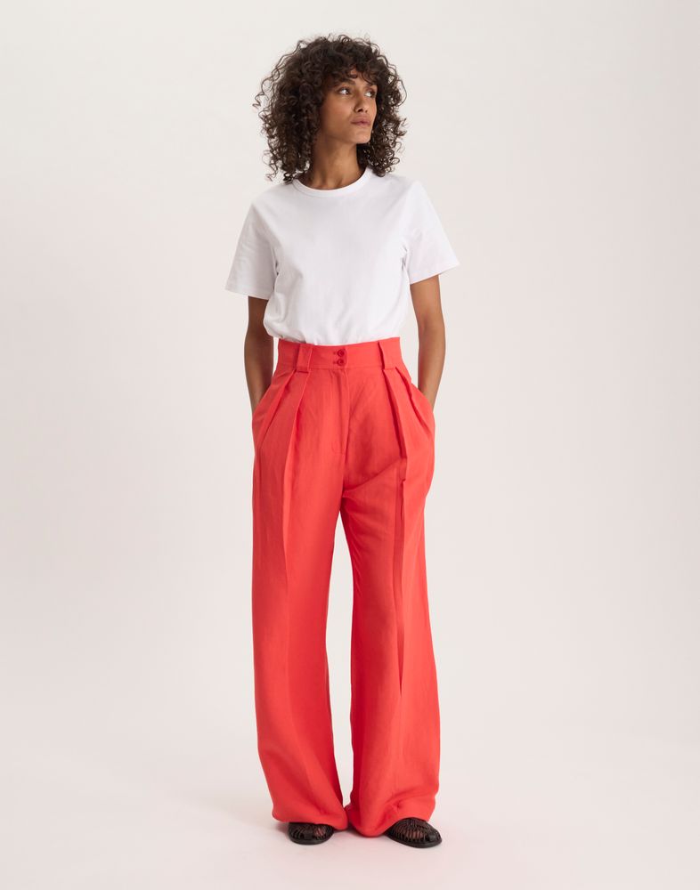 Pantalon Marlne rouge 345$