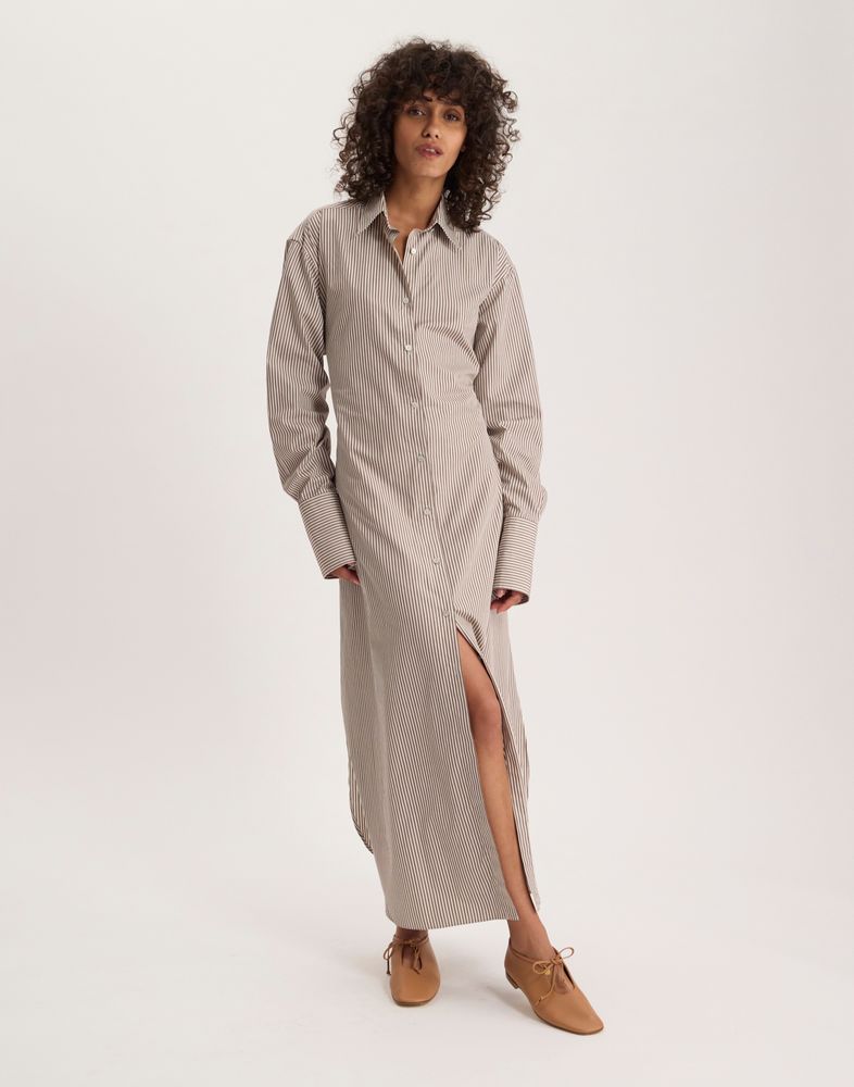 Robe Douglas raye 280$